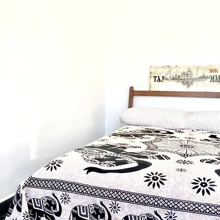 Oyo Guest House Torres De Quart-3